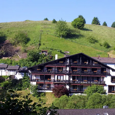 Kraehenbad Szálloda Schenkenzell