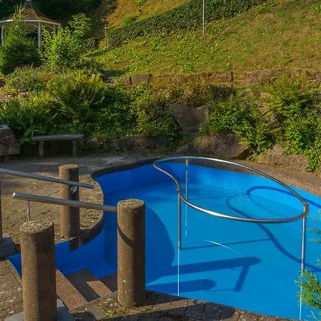Kraehenbad 3*